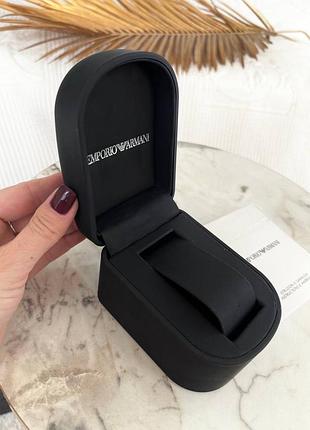 Подарочная коробка для часов эмпорио армани | стильная упаковка премиум-класса