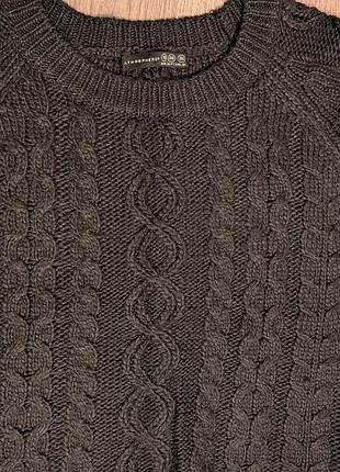 Светр жіночий з орнаментованою в'язкою