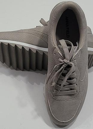 Кросівки жіночі anna field