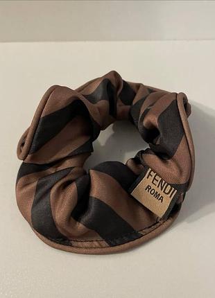 Шелковая резинка для волос фенди / стильная заколка для волос