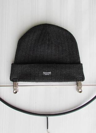 Теплая шапка с отворотом утеплитель  thinsulate