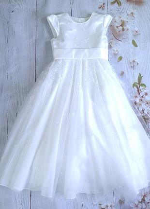 Шикарна біла сукня debenhams вказано 8 років.