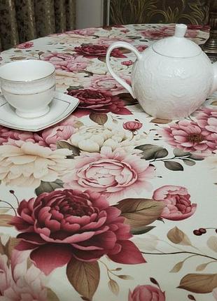 Скатертина півонія, овал (овал 130/170 см)