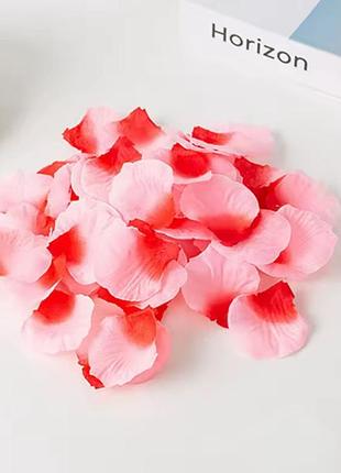 Лепестки роз искусственные для праздника 200 штук 45 на 45 мм розовый