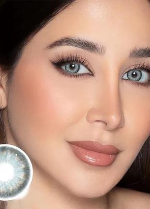 Голубые с окантовкой контактные линзы для глаз, отличное перекрытие своего цвета.+ контейнер для хранения.