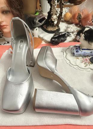 Босоніжки. ( еко шкіра)