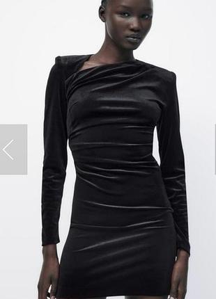Zara нарядное бархатное платье