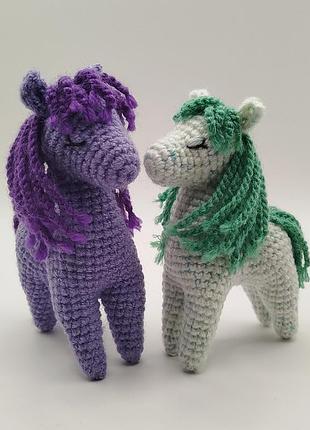 Коник символ 2026 вязаная игрушка ручная работа конь лошадка