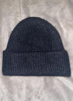 Тепла шапка zara