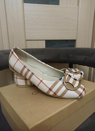 Туфли, лодочки, балетки, лоферы