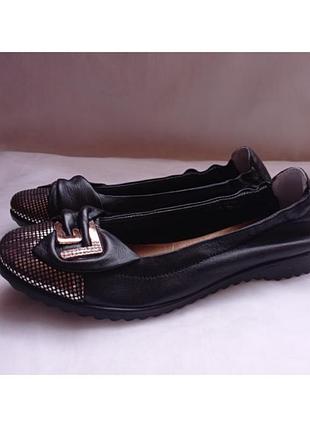 Кожаные туфли балетки ботинки