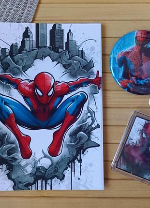 Набор человек-паук spider man блокнот значок брелок код 25523