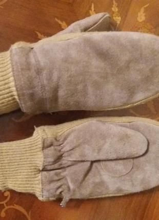 Варежки c&a  замша