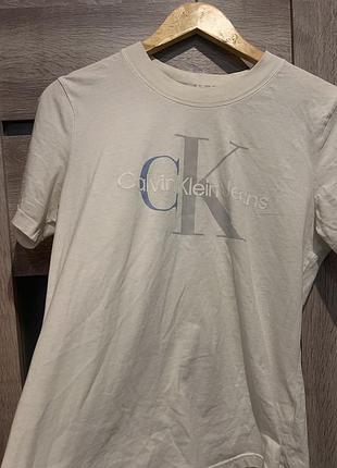 Футболка жіноча calvin klein оригінал