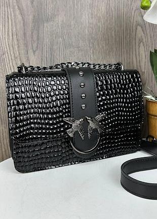 Женская мини сумочка клатч под рептилию с птичками, маленькая сумка на цепочке с птицами пинко черный лаковый