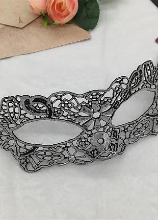 Ажурная маска для лица one size серебристый