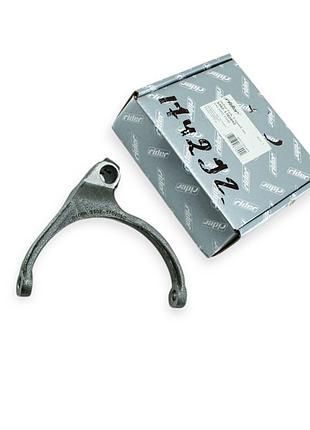 Вилка кпп газ 3302, 31029, 3110, 31105 (5 передачі) та заднього ходу новий зразок без сухарів rider