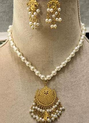 Золотая сказка: набор украшений с бисером