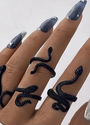 Набор колец в форме змей 4 штуки one size черный