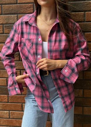 Яркая рубашка в клетку из легкой ткани розовый+графит