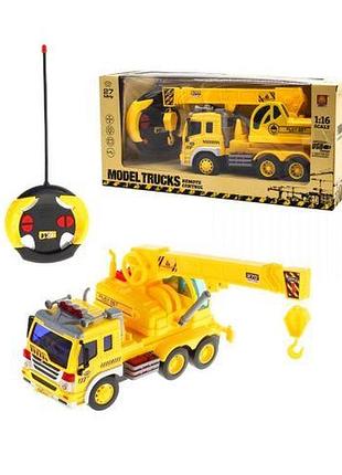 Уцінка. машина на радіокеруванні "автокран" — не працює пульт