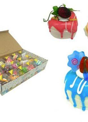 Уценка. сквиш-брелок "пирожное" - дефекти упаковки