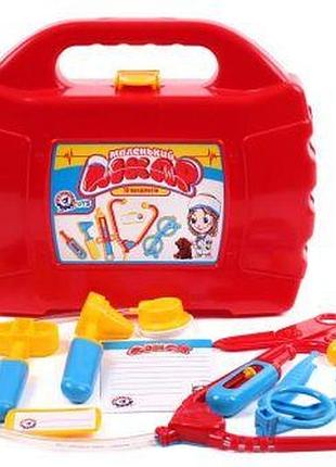 Уцінка. набір "маленький лікар" — тріщина в корпусі