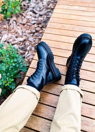 Ботинки dr.martens mono black premium без замка7 фото