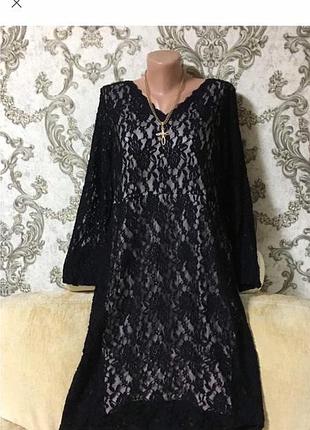 Кружевной платье