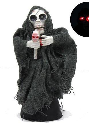 Уценка. фигурка "скелет" (на подставке), серый - сели батарейки