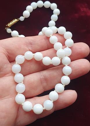 Вінтажне чеське намисто з молочного скла, вінтаж