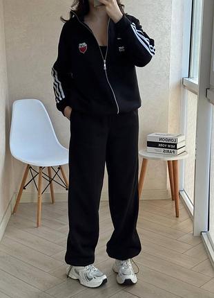 Жіночий спортивний костюм двійка теплий на блискавці чорний 42-48