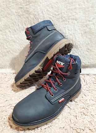 Брендовые ботинки levi's, 37,5 размер