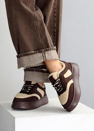 Повседневные замшевые женские коричневые кроссовки зимние теплые на меху натуральная замша зима