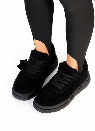 Трендовые замшевые женские черные кроссовки зимние теплые на меху натуральная замша зима