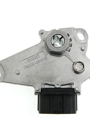 Датчик положения селектора акпп toyota tacoma 08-15, 8454060050