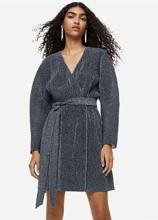 Святкова сукня на запах