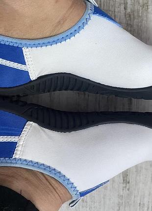 Жіночі аквашузи