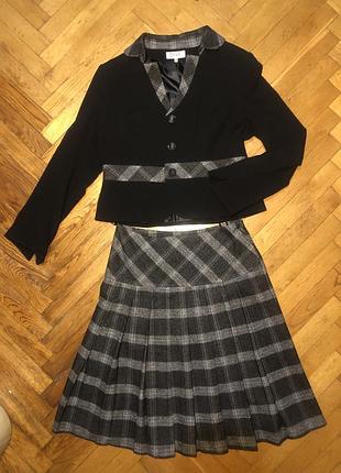 Вовняний костюмчик піджак та спідниця м