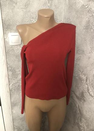 Кофта на одне плече