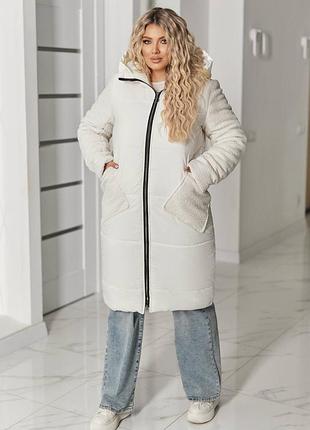 Теплая зимняя длинная курточка с капюшоном