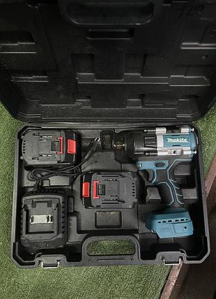 Гайковерт макітта