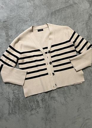 Кардиган у смужку