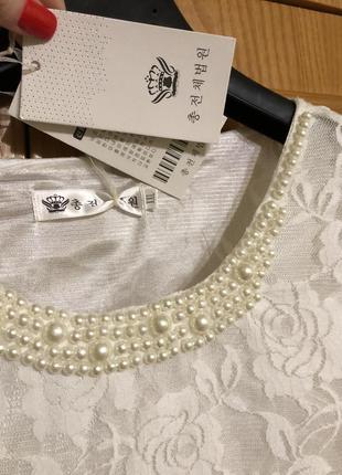 Гипюровая блузка, жемчуг, жемчужное ожерелье,5 фото