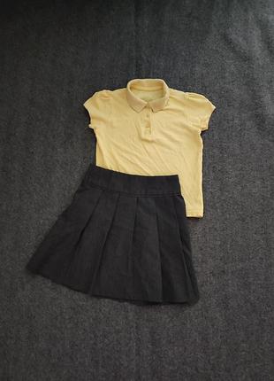 Костюм у школу для дівчинки,спідниця та футболка.