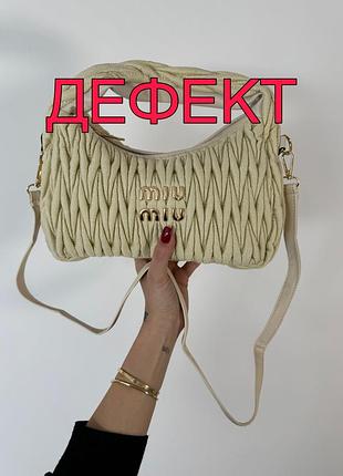 Жіноча шкіряна сумка miu miu з дефектом
