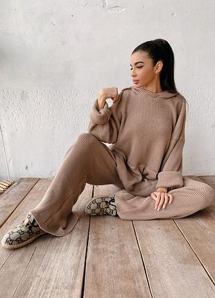 Вязаный костюм оверсайз подойдет на размер от m до 5x производитель утверждает, что альпака но к сожалению никаких подтверждений этому нет фото на модели додаю