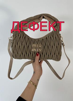Жіноча шкіряна сумка miu miu з дефектом