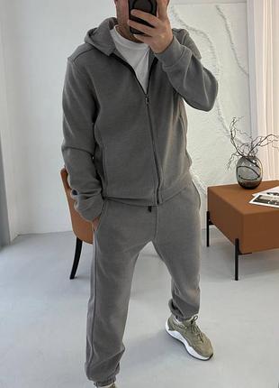 Спортивний чоловічий костюм.власне виробництво україна