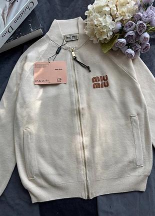 Кардиган в стилі miu miu в наявності